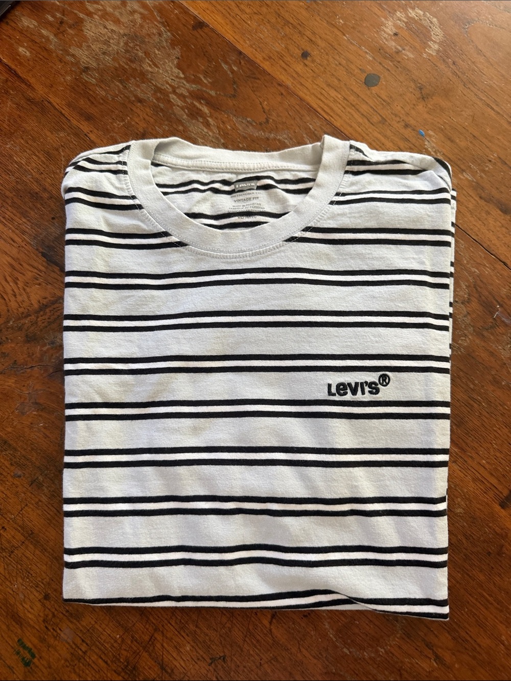 Levi's White Tee with Black Stripes and Logo